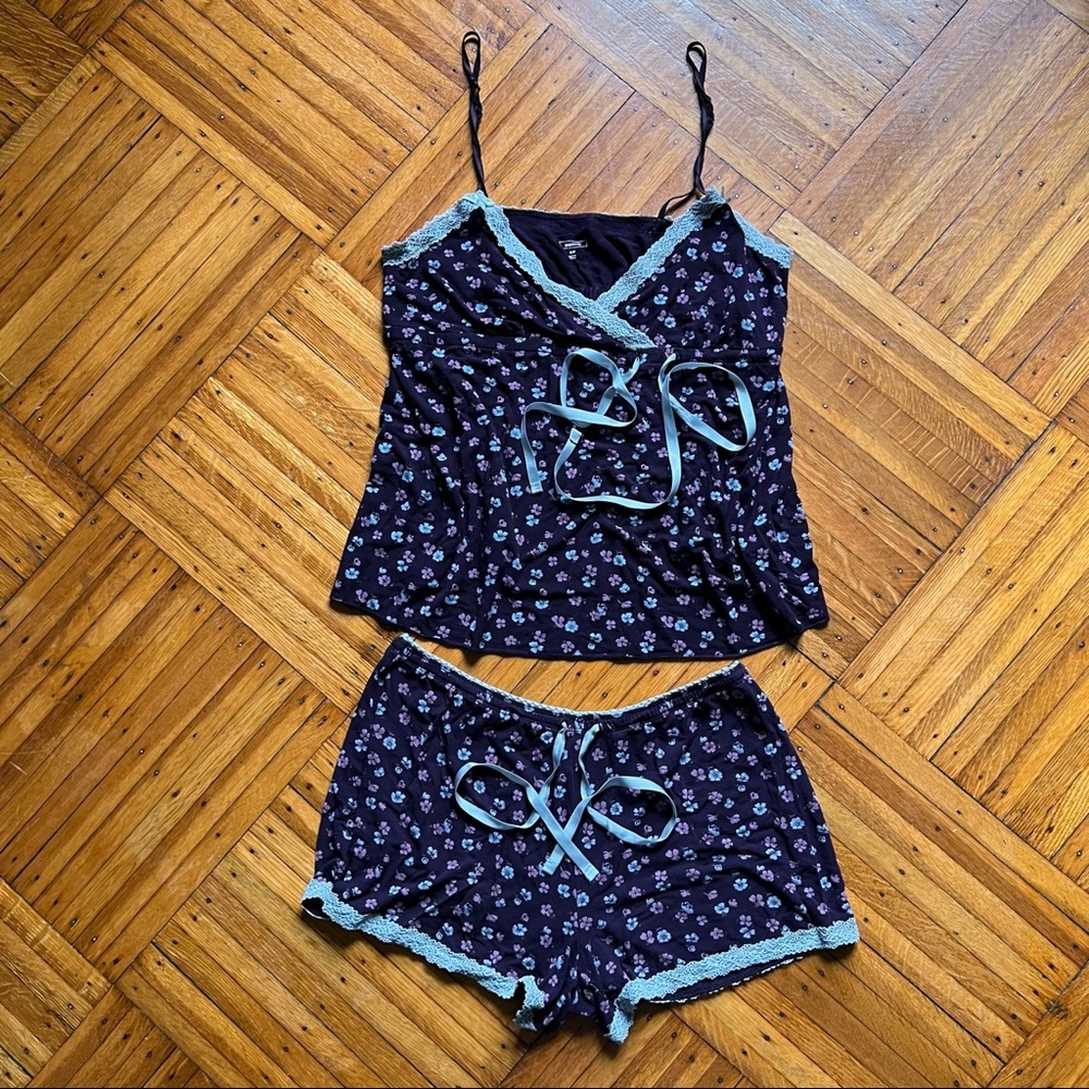 GAP Women's Floral Pajama Set - Navy and Light Blue